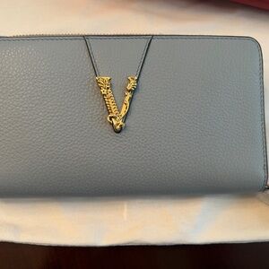 VERSACE - Large Cornflower Grainy Leather Gold Monogram Zip Around Clutch Wallet